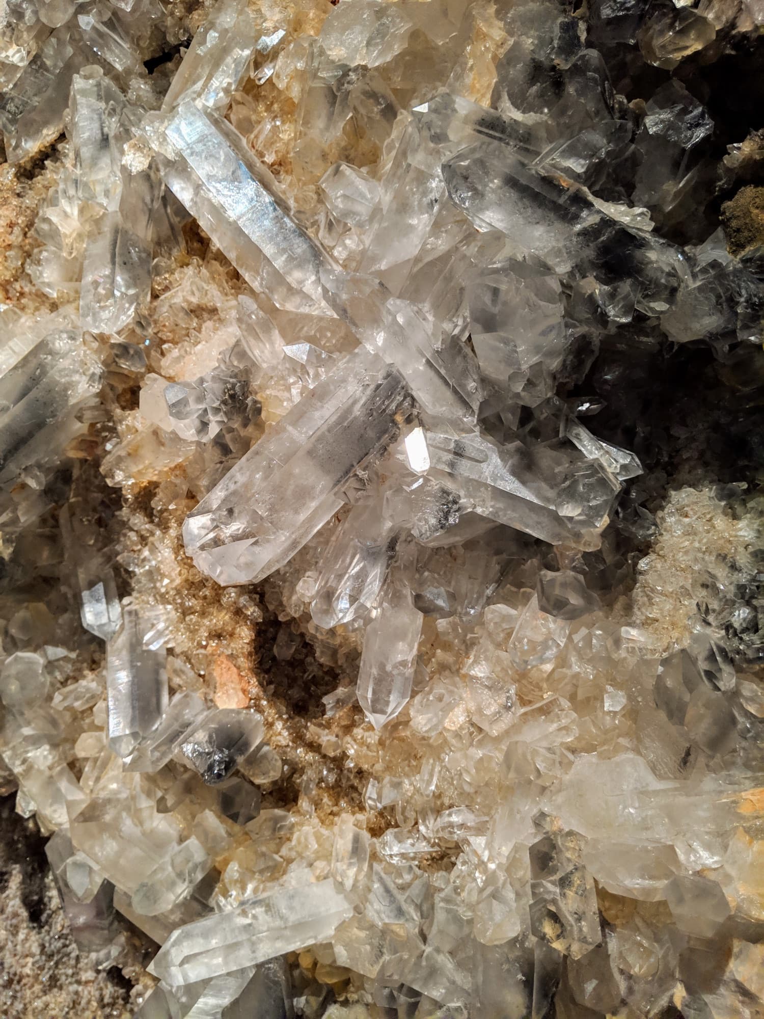 Real quartz slab at H&E slab yard — select your exact piece
